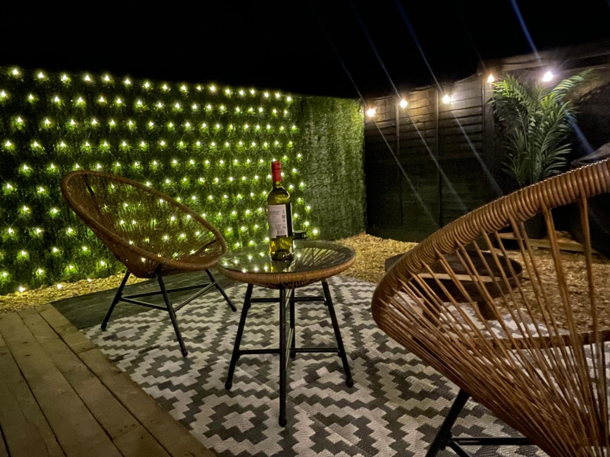The Nest @The Outside Inn Mountfield Esterno foto